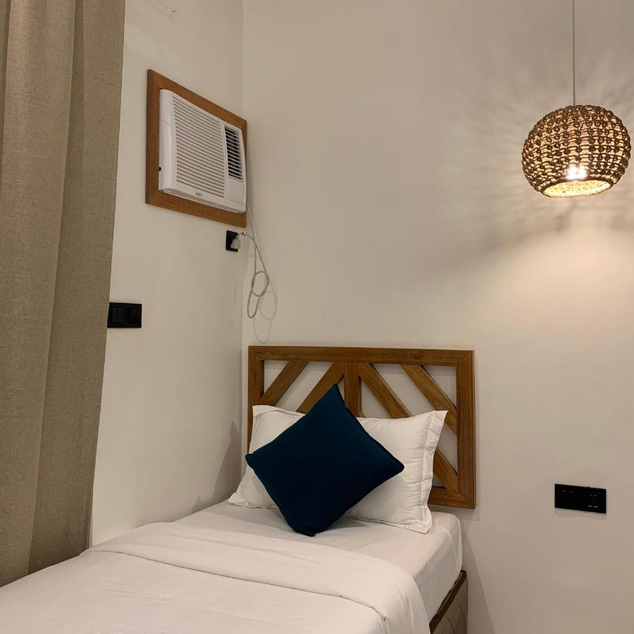 Bahandi Hotel General Luna  Kültér fotó