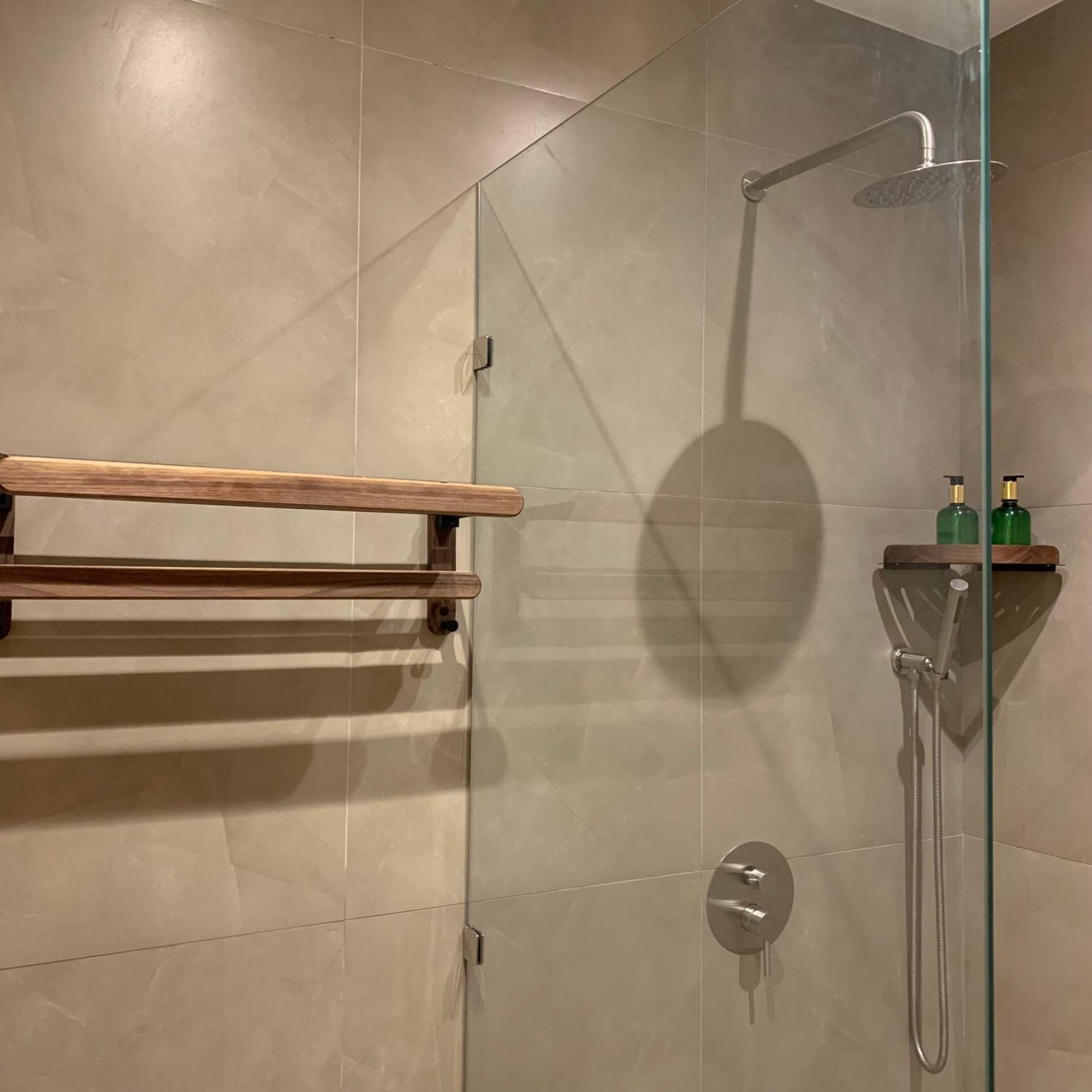 Bahandi Hotel General Luna  Kültér fotó